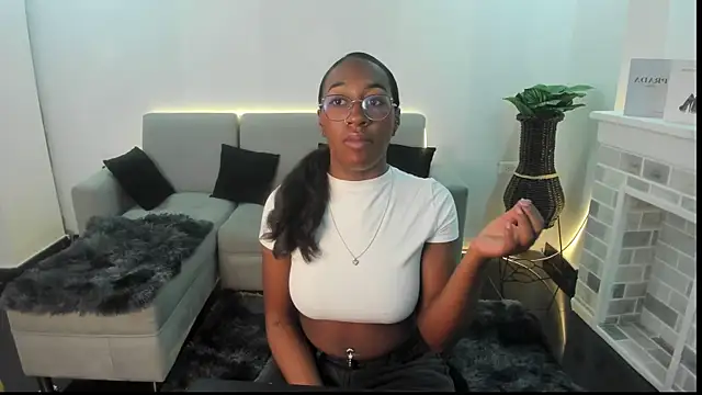 Qeen blackk online show from 13, 2, 2026