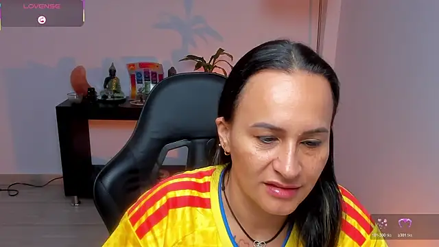 Sara Charmy online show from 3, 7, 2026