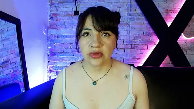 TaraTaylorr online show from 16, 3, 2025