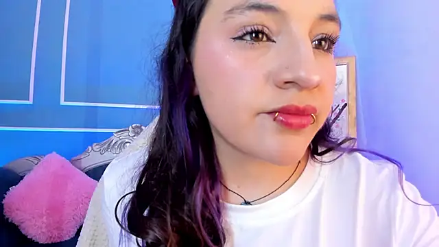 TaraTaylorr online show from 5, 4, 2026