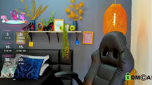 yessila parker online show from 17, 3, 2026