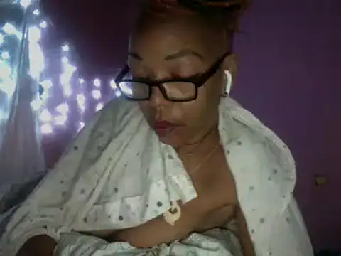 Ladyzee25 online show from 18, 3, 2026