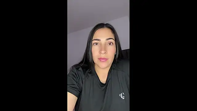 luna lgomez  online show from 29, 7, 2026