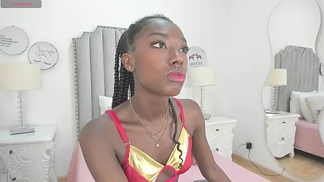 Snapshot of SamantaMarquez chatting on 20, 10, 2025 SamantaMarquez online show from 20, 10, 2025