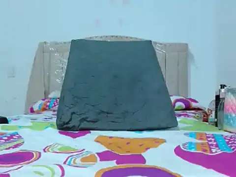 Snapshot of FresitaSquirt24 chatting on 9, 3, 2025 FresitaSquirt24 online show from 9, 3, 2025