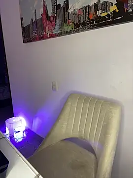 Snapshot of allison_wen chatting on 30, 10, 2025 allison wen online show from 30, 10, 2025