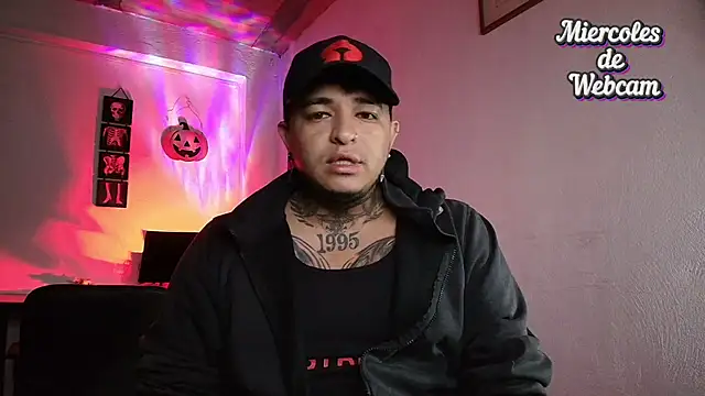 Strip Classes Col online show from 10, 9, 2025