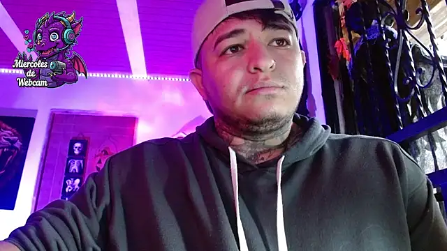 Strip Classes Col online show from 8, 10, 2025