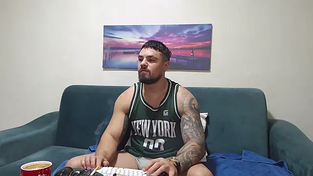 Tiberius hunk online show from 3, 12, 2025