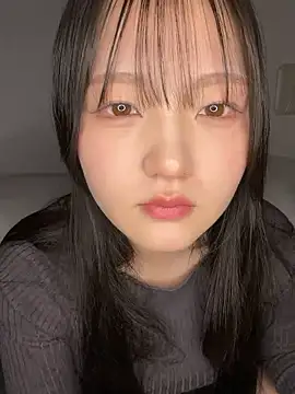 MinaKubo online show from 4, 4, 2026