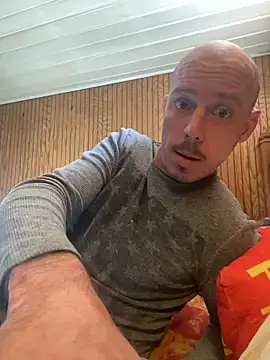 Mac ThunderCock online show from 1, 3, 2025