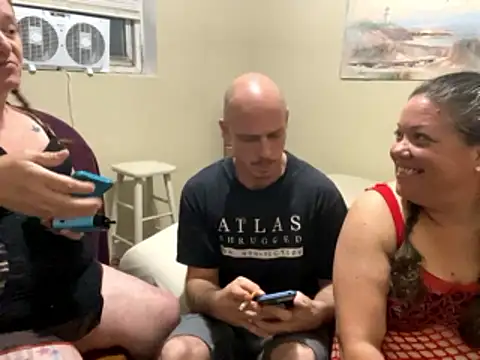 Mac ThunderCock online show from 5, 6, 2026