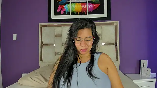 Snapshot of emilyy_cooperr chatting on 3, 3, 2026 emilyy cooperr online show from 3, 3, 2026