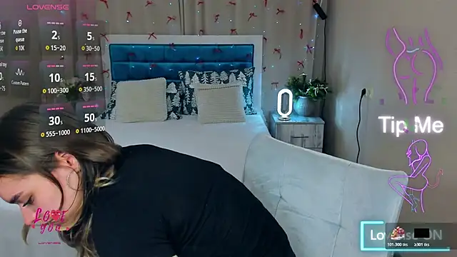 EmelyMason online show from 11, 2, 2026