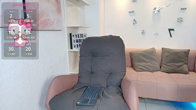 MiiaSuki online show from 8, 1, 2026