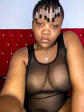 Snapshot of Beyoncex05 chatting on 28, 10, 2025 Beyoncex05 online show from 28, 10, 2025