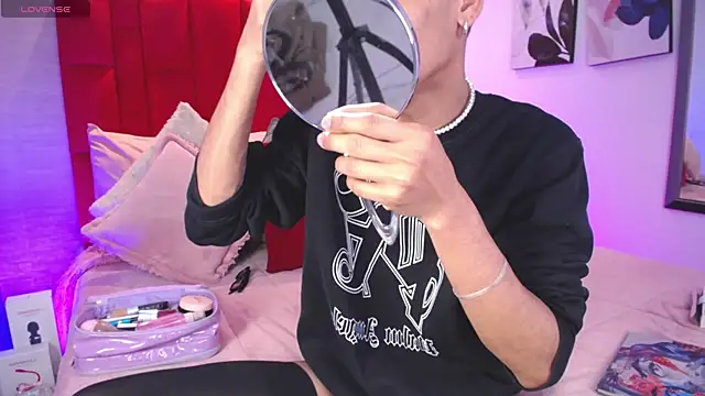 Jonas Rivers online show from 12, 4, 2026