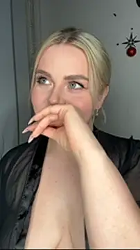 April Vancee online show from 15, 2, 2026