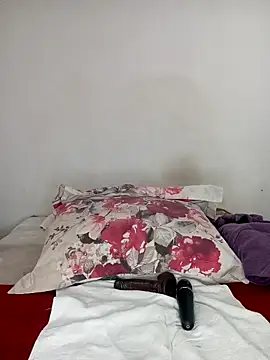 Missvixen81 online show from 26, 3, 2026