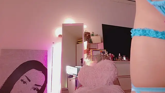 MiaKnoxxx online show from 5, 2, 2026