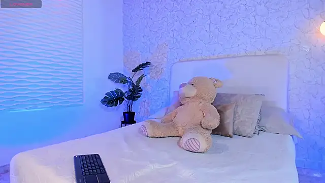 alanarouge online show from 14, 4, 2026