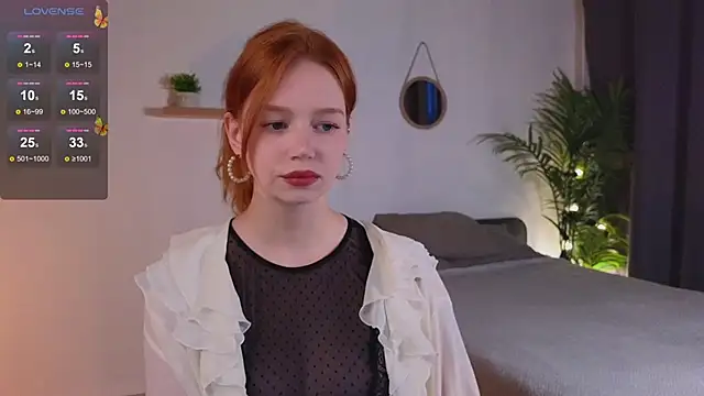 Snapshot of Ckarollina chatting on 14, 10, 2025 Ckarollina online show from 14, 10, 2025