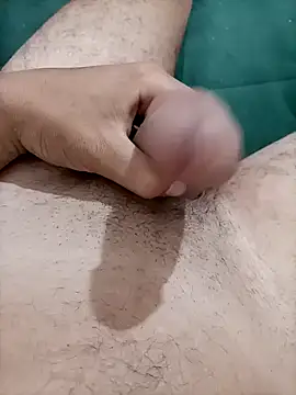 Snapshot of Iliase chatting on 4, 4, 2026 Iliase online show from 4, 4, 2026