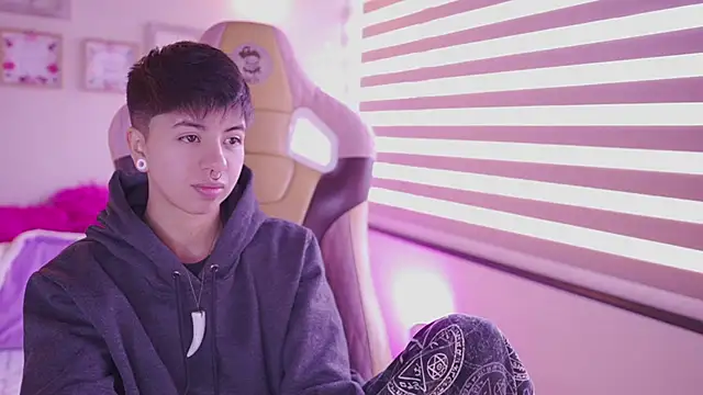 tommy blue online show from 16, 3, 2026