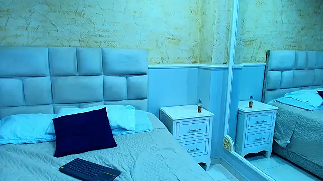 LexiAndDeker online show from 26, 9, 2025