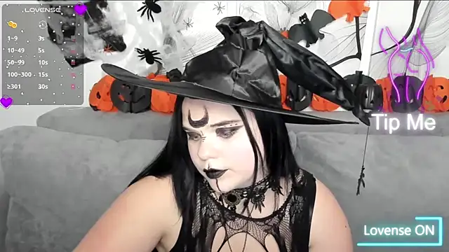 Eliss Shyyo online show from 31, 10, 2025