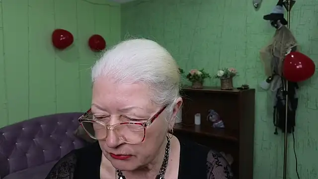 Maya Mayflower online show from 6, 3, 2025