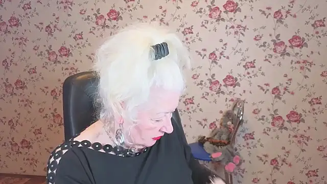 Maya Mayflower online show from 5, 3, 2026