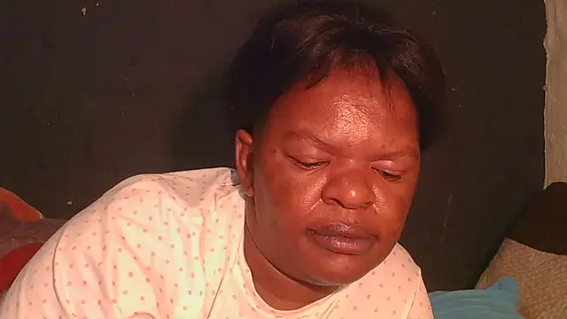 Snapshot of ebony_rose11 chatting on 4, 4, 2026 ebony rose11 online show from 4, 4, 2026