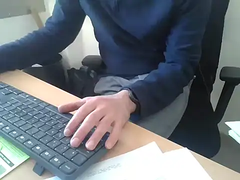 Snapshot of GM51-1988 chatting on 17, 3, 2025 GM51-1988 online show from 17, 3, 2025