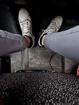 Snapshot of GM51-1988 chatting on 24, 9, 2025 GM51-1988 online show from 24, 9, 2025