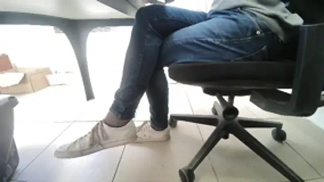 Snapshot of GM51-1988 chatting on 17, 11, 2025 GM51-1988 online show from 17, 11, 2025