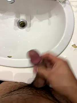 Snapshot of Runstat chatting on 26, 10, 2025 Runstat online show from 26, 10, 2025