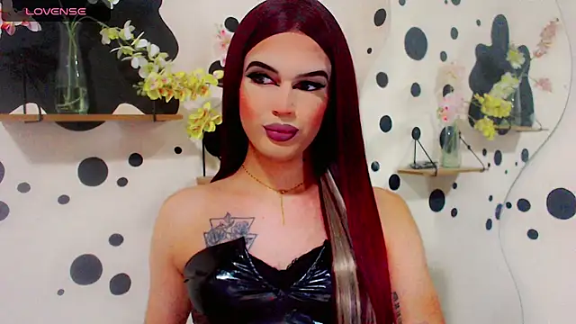 IvanaColizon BigCock online show from 13, 5, 2026