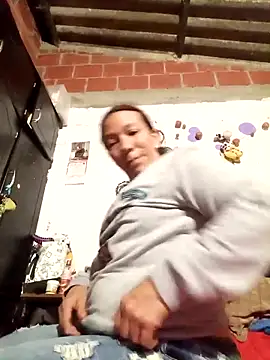 Antonela45 online show from 5, 12, 2025