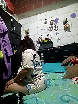 Antonela45 online show from 13, 4, 2026