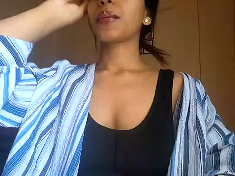 Snapshot of Queen_Ayeshaa chatting on 21, 3, 2025 Queen Ayeshaa online show from 21, 3, 2025