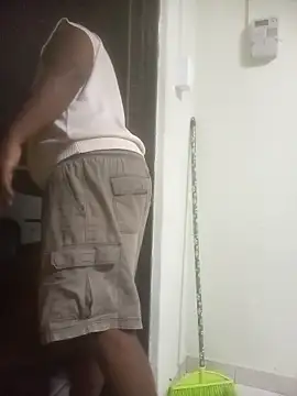 Latte1204 online show from 13, 4, 2026