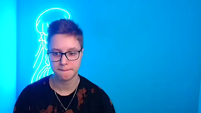 Bella Swannn online show from 13, 3, 2025