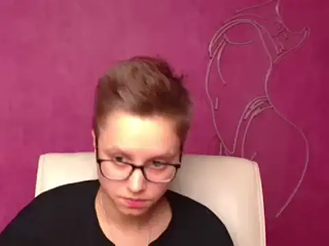 Bella Swannn online show from 15, 3, 2025