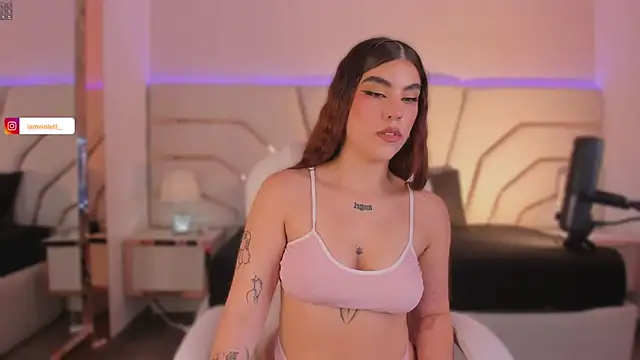 Violeta-Marquez online show from 28, 10, 2025