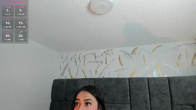 Cristal Velle online show from 8, 6, 2026
