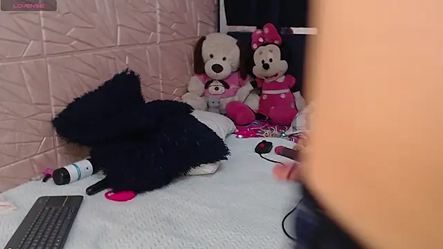 Aleska128 online show from 18, 4, 2026