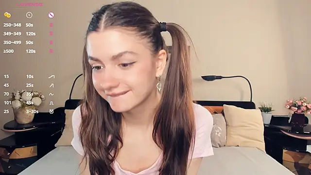 Snapshot of CathrynCovil chatting on 16, 4, 2026 CathrynCovil online show from 16, 4, 2026