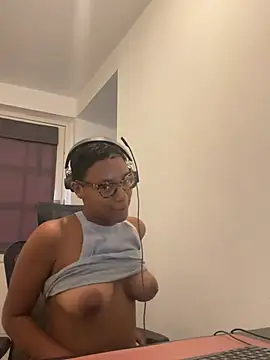 Melia Rayne online show from 29, 6, 2026