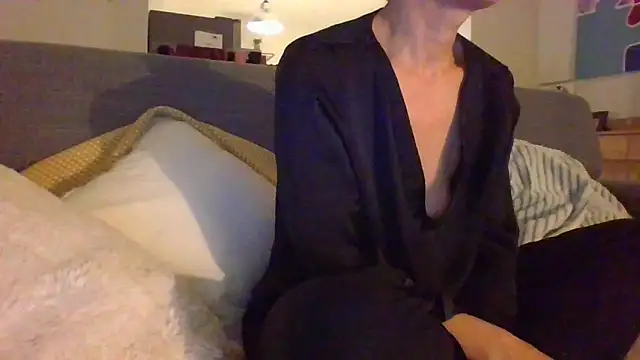 Valentinette online show from 26, 11, 2025